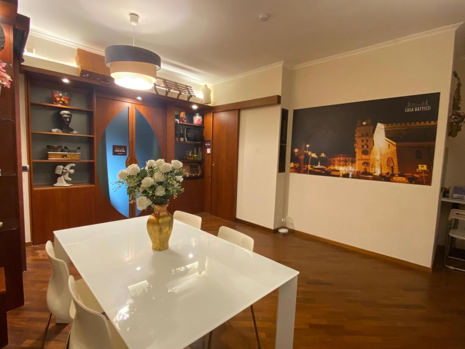 Casa Battisti Messina Guest House In Centro Citta, Ideale Per Famiglie O Gruppi Exterior foto